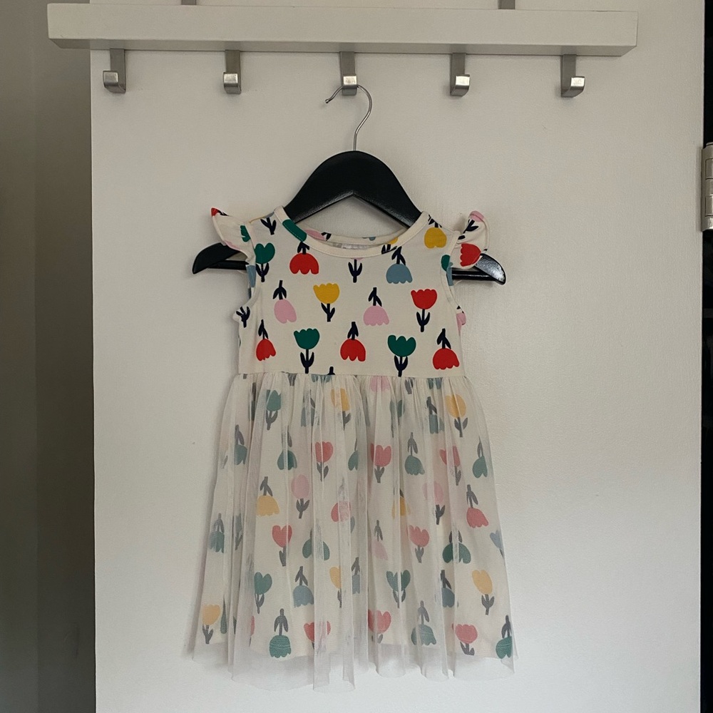Hanna Andersson White Dress with Multicolor Tulip Print